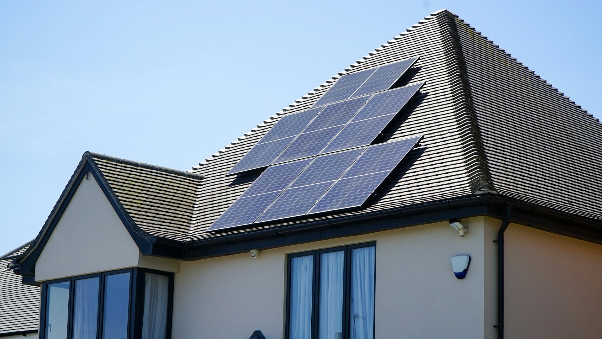 avis panneau solaire LONGi Solar sur toiture